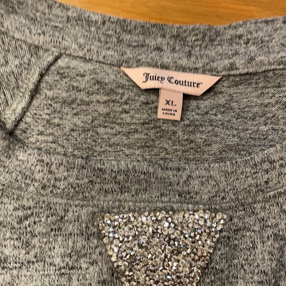 JUICY COUTURE 𝅺size XL women’s top. Good condition - Picture 4 of 5